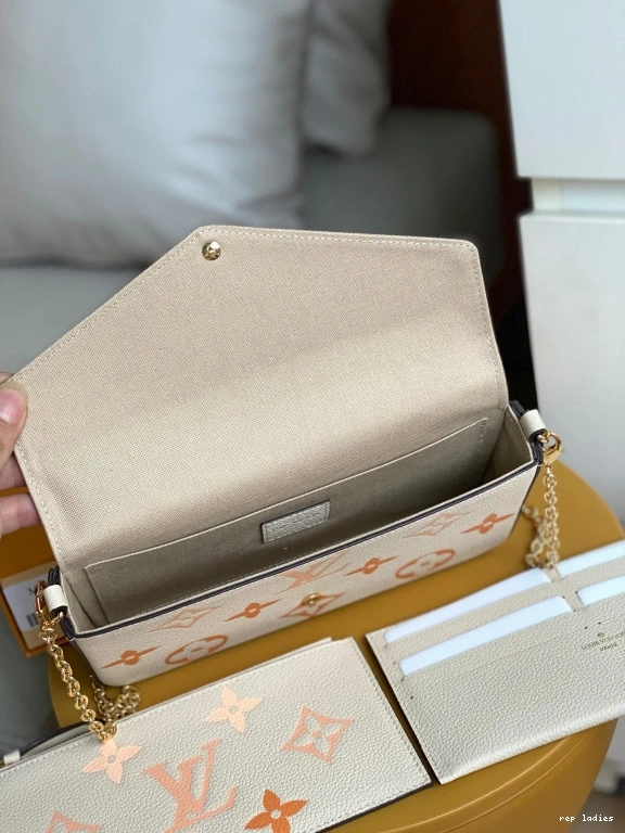 Cheap POCHETTE VUITTON LOUIS FÉLICIE 1217